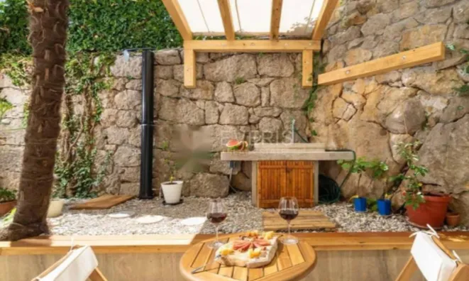 Недвижимость Трехкомнатная квартира в центре Опатии: 2