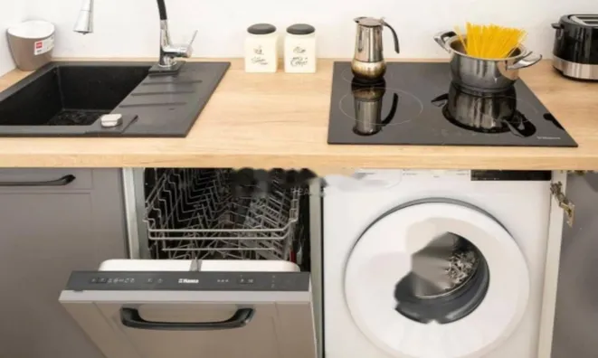 Недвижимость Трехкомнатная квартира в центре Опатии: 6