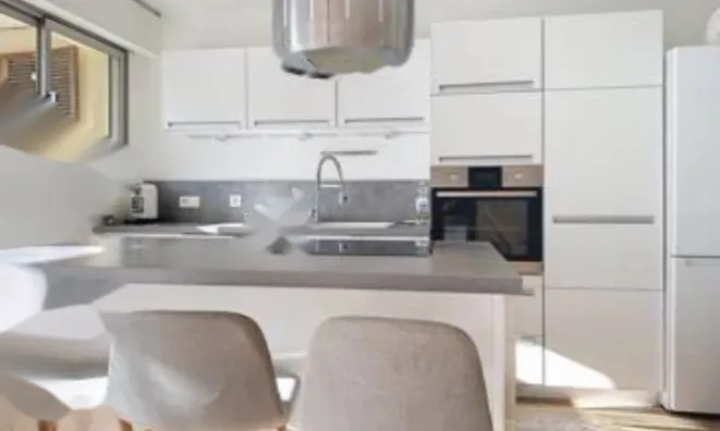 Недвижимость Apartment Carnot Cannes: 3