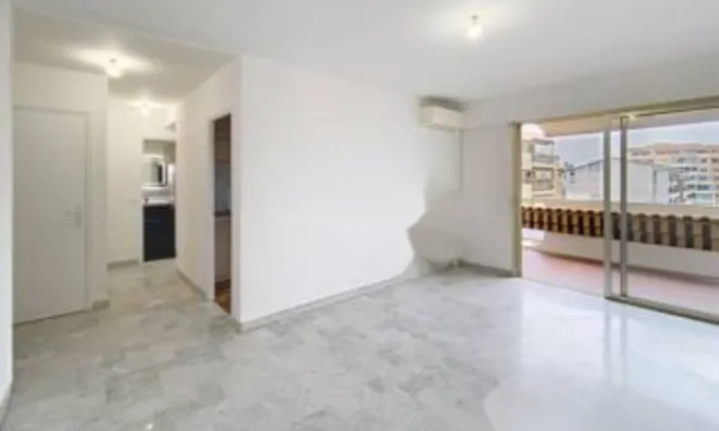 Недвижимость Apartment La Bocca: 3