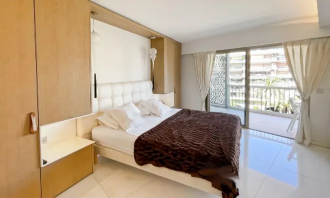 Недвижимость Apartment Cannes Center: 16