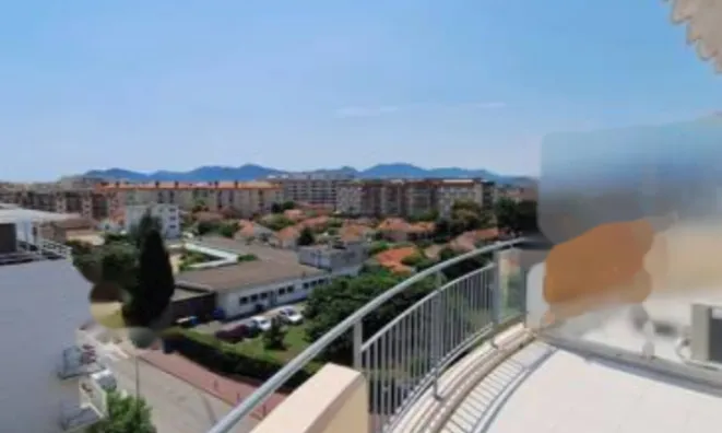 Недвижимость Apartment La Bocca: 2