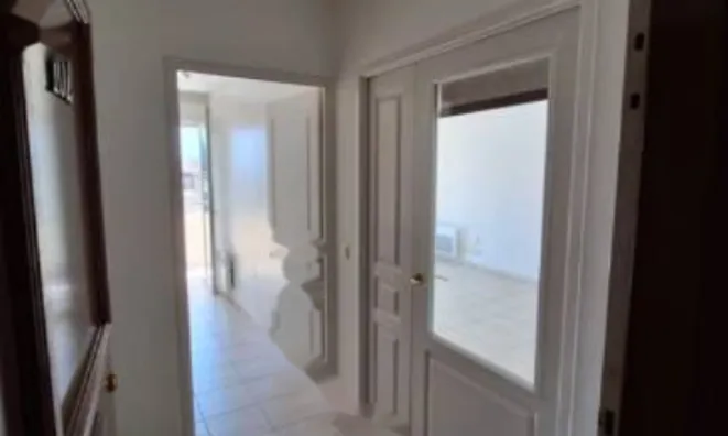 Недвижимость Apartment La Bocca: 5