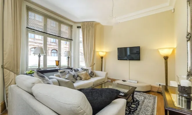 Недвижимость Hans Road: 10