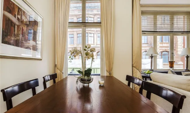 Недвижимость Hans Road: 14