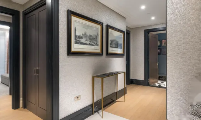 Недвижимость Whistler Square: 4