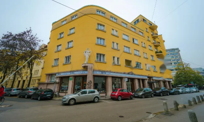 Недвижимость Квартира 5+ комнат в центре: 17