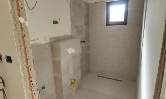 Недвижимость Многоквартирный дом Поляне: 33