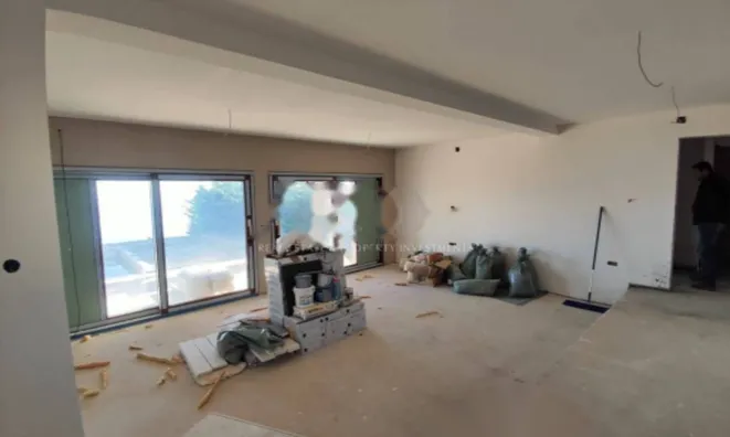 Недвижимость Многоквартирный дом Поляне: 35