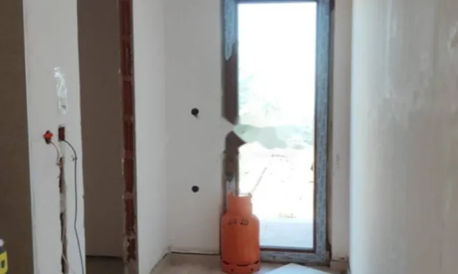 Недвижимость Многоквартирный дом Поляне: 37