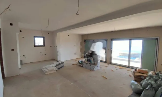 Недвижимость Многоквартирный дом Поляне: 44