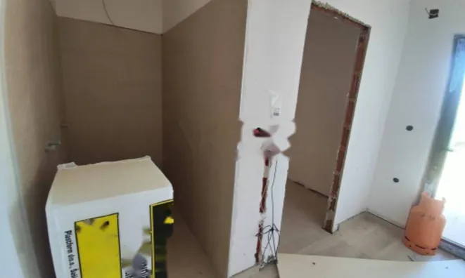 Недвижимость Многоквартирный дом Поляне: 50