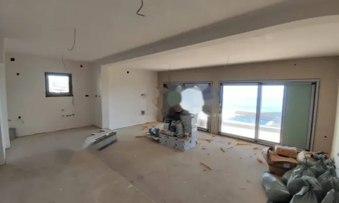 Недвижимость Многоквартирный дом Поляне: 53