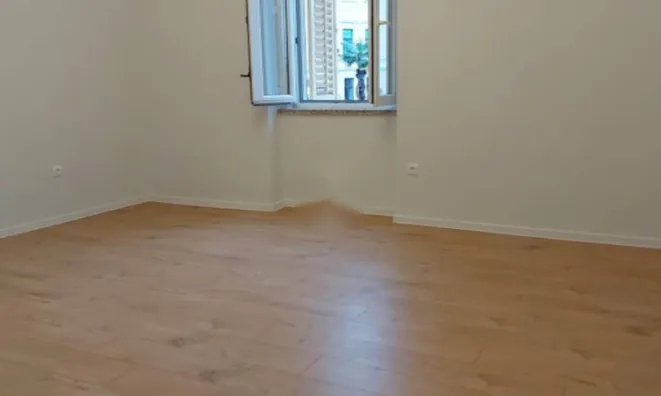 Недвижимость Двухкомнатная квартира в Центре: 2