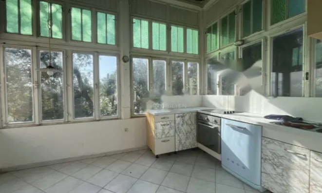 Недвижимость Трехкомнатная квартира в центре Опатии: 6