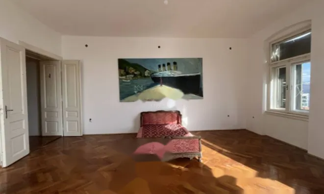 Недвижимость Трехкомнатная квартира в центре Опатии: 14