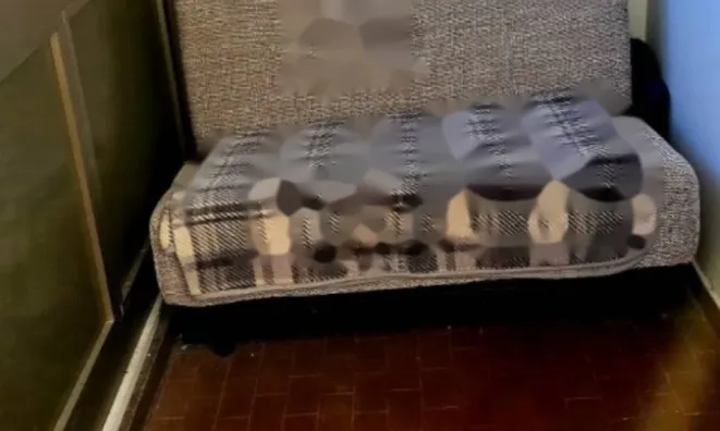 Недвижимость Двухкомнатная квартира в центре: 4