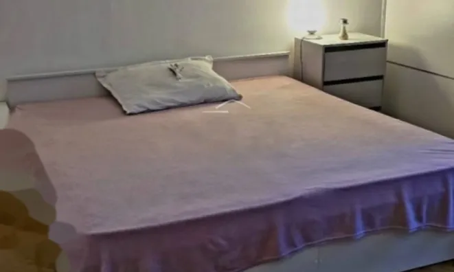 Недвижимость Двухкомнатная квартира в центре: 5