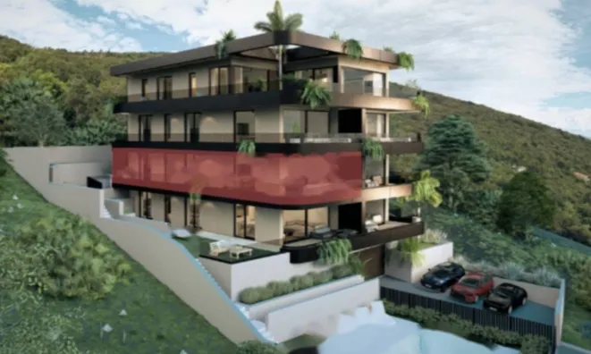 Недвижимость Трехкомнатная квартира в центре: 2