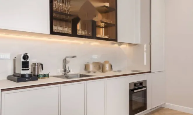 Недвижимость Трехкомнатная квартира в Опатии: 2