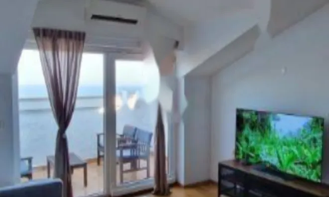 Недвижимость Трехкомнатная квартира Побри: 1