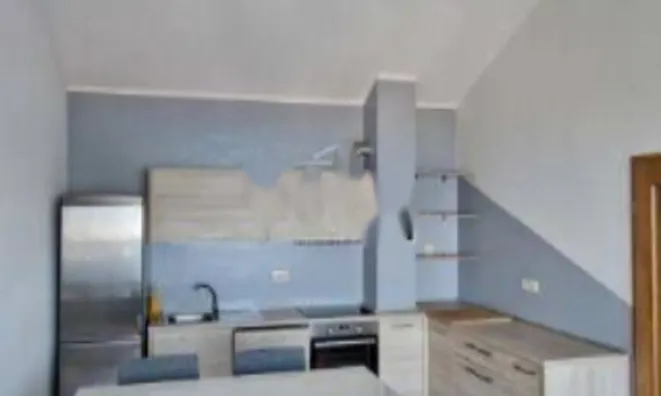 Недвижимость Трехкомнатная квартира Побри: 4