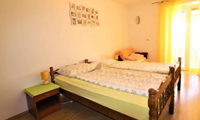 Недвижимость Многоквартирный дом Опатия: 17