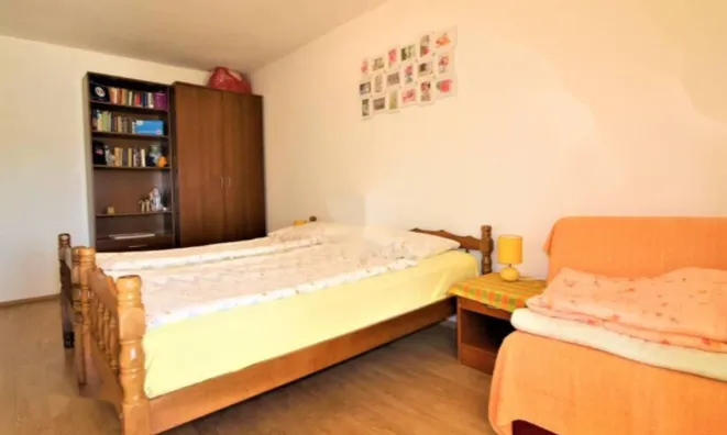 Недвижимость Многоквартирный дом Опатия: 18