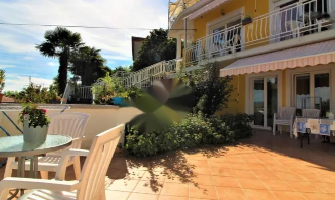 Недвижимость Многоквартирный дом Опатия: 21