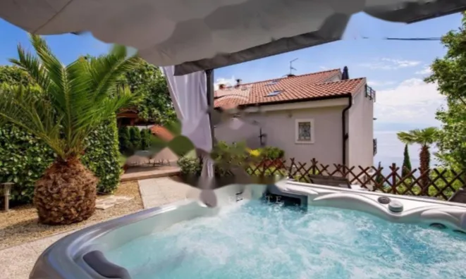 Недвижимость Четырехкомнатная квартира в центре Опатии: 6