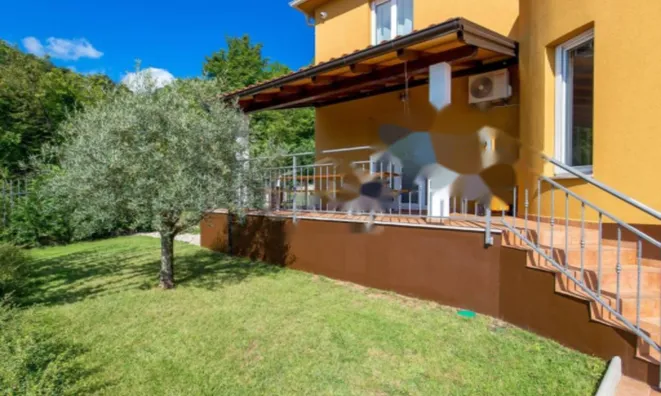 Недвижимость Семейный дом Вепринац: 2