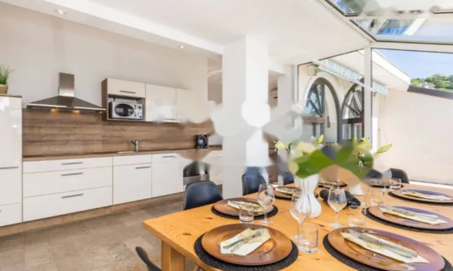 Недвижимость Особняк 430 м², Центр, Опатия: 20