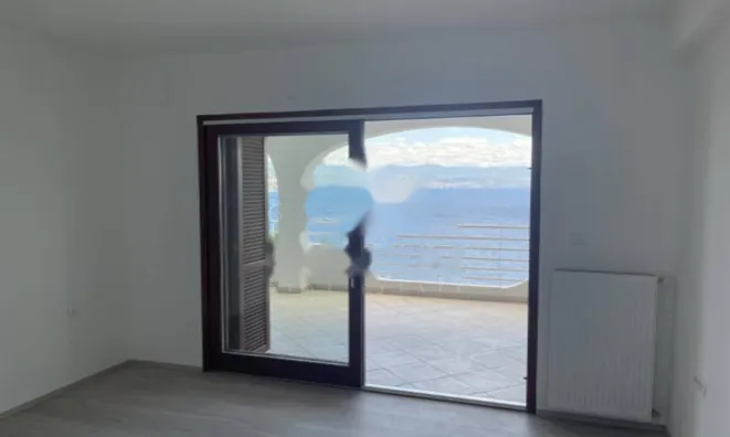 Недвижимость Трехкомнатная квартира в Опатии: 11