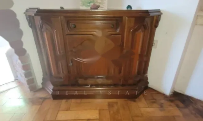 Недвижимость Четырехкомнатная квартира Центр: 15