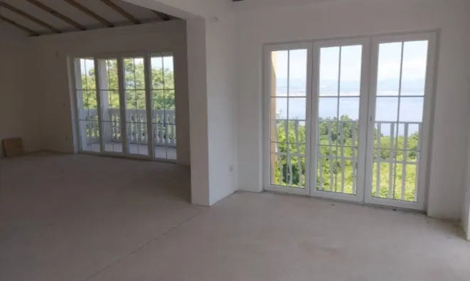 Недвижимость Семейный дом 390 м², Запад, Опатия: 25