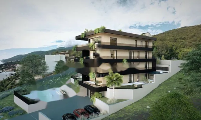 Недвижимость Четырехкомнатная квартира, Опатия: 24