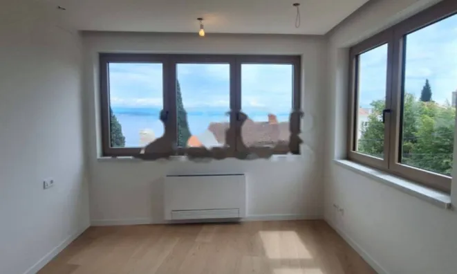 Недвижимость Четырехкомнатная квартира Центр: 12