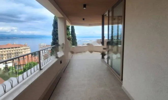 Недвижимость Четырехкомнатная квартира Центр: 13