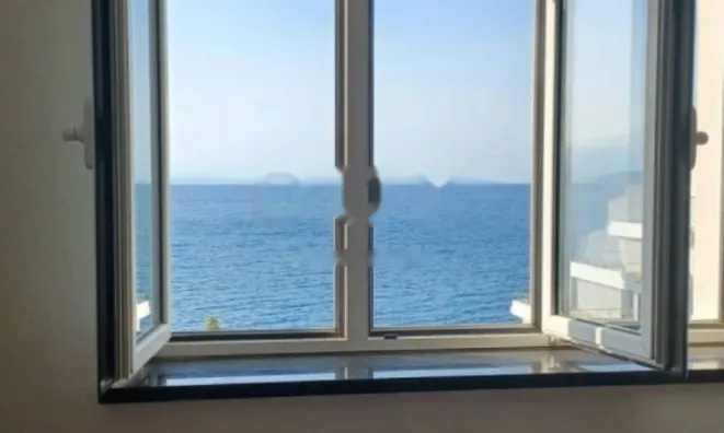 Недвижимость Четырёхкомнатная квартира, Центр, Опатия: 3