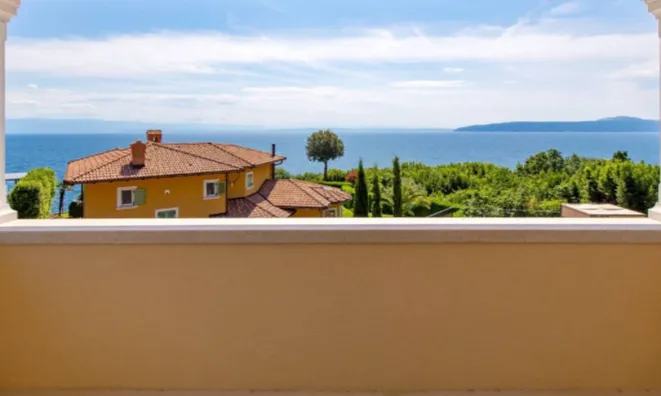 Недвижимость Семейный дом в Центре Опатии: 36