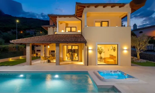 Недвижимость Семейный дом в Центре Опатии: 39