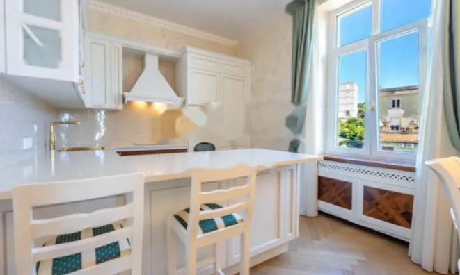 Недвижимость Трёхкомнатная квартира в центре Опатии: 4