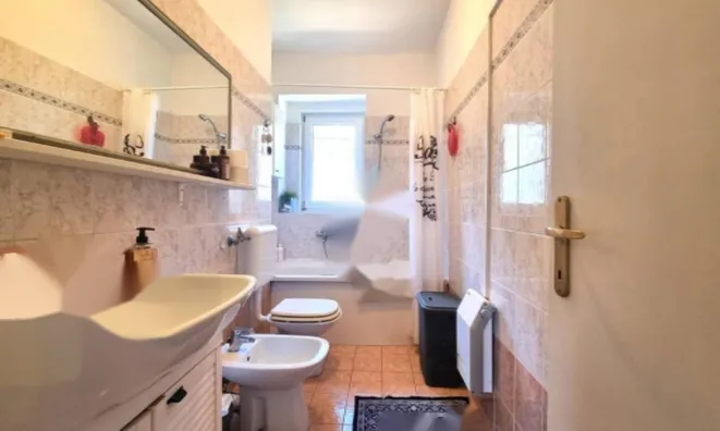 Недвижимость Четырехкомнатная квартира Центр: 15