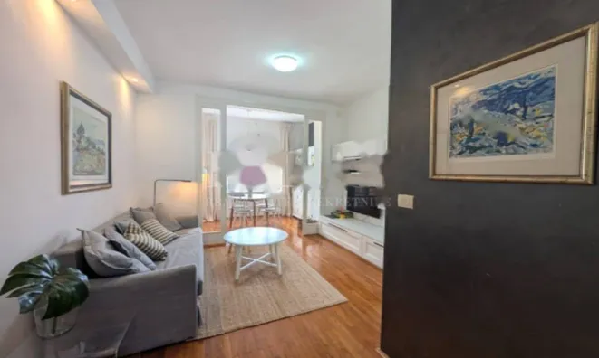 Недвижимость Двухкомнатная квартира Центр: 5