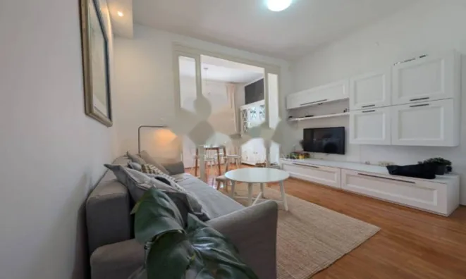 Недвижимость Двухкомнатная квартира Центр: 6