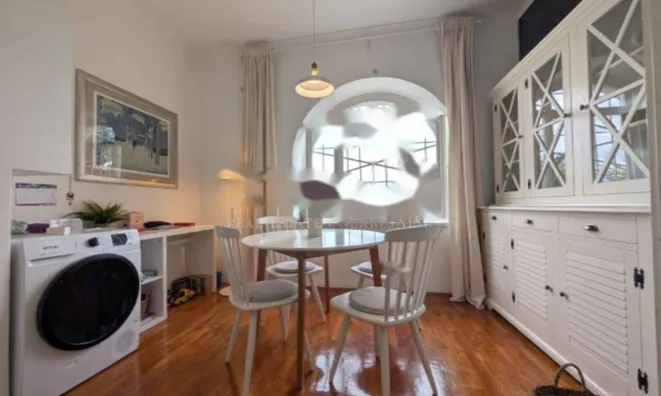 Недвижимость Двухкомнатная квартира Центр: 8