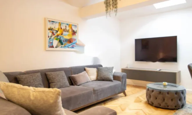 Недвижимость Трёхкомнатная квартира в центре Опатии: 9