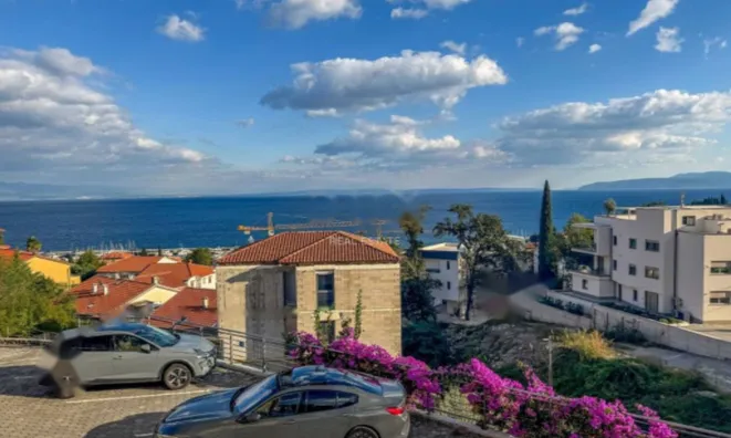 Недвижимость Трехкомнатная квартира Ичичи: 1