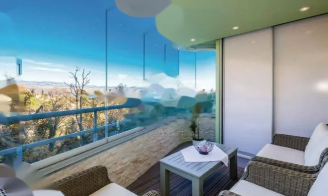 Недвижимость Двухкомнатная квартира в Центре: 1