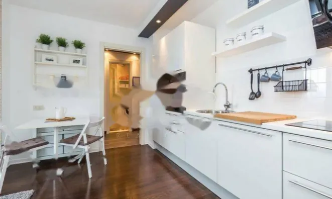 Недвижимость Двухкомнатная квартира в Центре: 2